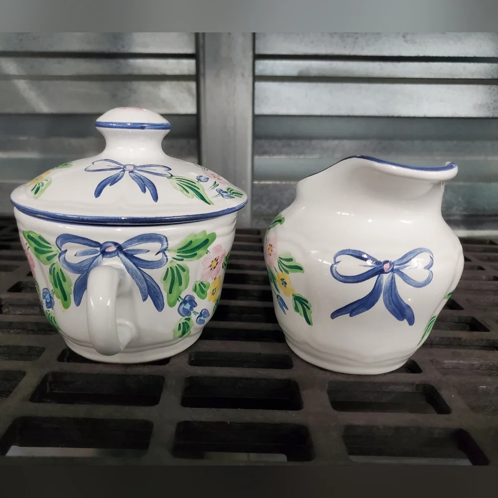 Herend Village Pottery‎ Creamer & Covered Sugar Blue Bows Floral Hungary